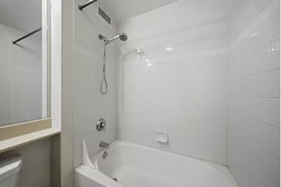 400 N Lasalle Street #3305, Chicago, IL 60654 - Photo 14