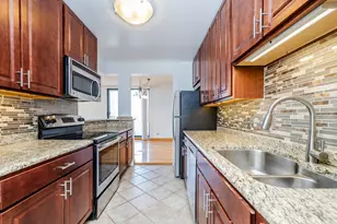 70 W Huron St, Chicago, IL 60654 - Photo 40