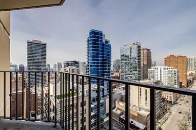 70 W Huron Street #2003, Chicago, IL 60654 - Photo 22