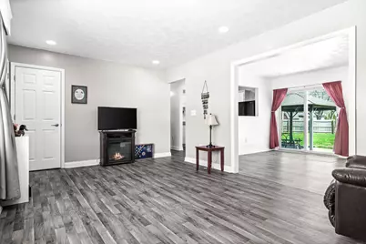 610 Rayjon Drive, Oreana, IL 62554 - Photo 4