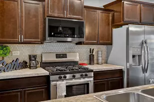 2346 Upland Rd, Pingree Grove, IL 60140 - Photo 6