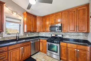 8218 Cobblestone Dr, Palos Hills, IL 60465 - Photo 12