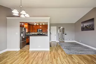 8218 Cobblestone Dr, Palos Hills, IL 60465 - Photo 8