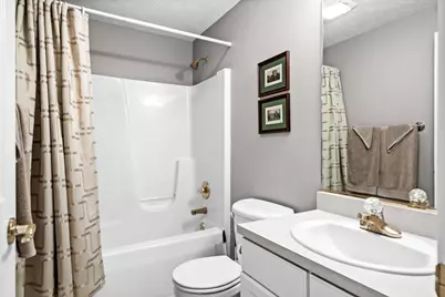 8 Sable Oaks Court, Bloomington, IL 61704 - Photo 40