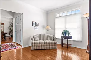 8 Sable Oaks Ct, Bloomington, IL 61704 - Photo 10