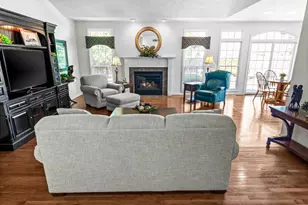 8 Sable Oaks Ct, Bloomington, IL 61704 - Photo 14