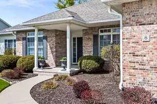 8 Sable Oaks Ct, Bloomington, IL 61704 - Photo 4