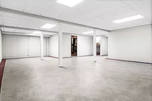 8 Sable Oaks Ct, Bloomington, IL 61704 - Photo 46