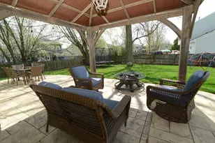 1292 Lilac Ln, Carol Stream, IL 60188 - Photo 14