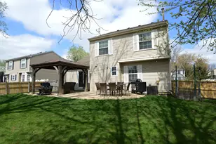 1292 Lilac Ln, Carol Stream, IL 60188 - Photo 30