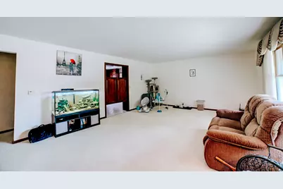 905 S 4th Street, Watseka, IL 60970 - Photo 4