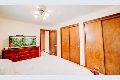 905 S 4th Street, Watseka, IL 60970 - Photo 22