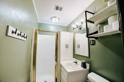 905 S 4th Street, Watseka, IL 60970 - Photo 18