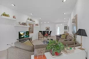 924 Hidden Lake Dr, Buffalo Grove, IL 60089 - Photo 10