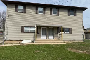 826 N Spaulding St, Spring Valley, IL 61362 - Photo 1