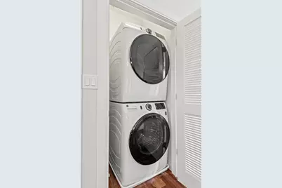 555 Roger Williams Avenue #406, Highland Park, IL 60035 - Photo 6