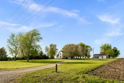 30474 E 325 North Road, Leroy, IL 61752 - Photo 1
