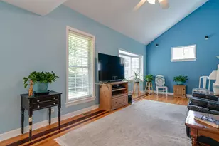 225 Stratford Rd, Des Plaines, IL 60016 - Photo 4