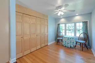 225 Stratford Rd, Des Plaines, IL 60016 - Photo 6