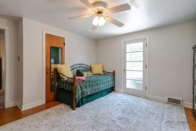 225 Stratford Road, Des Plaines, IL 60016 - Photo 20
