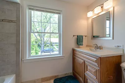 225 Stratford Road, Des Plaines, IL 60016 - Photo 16