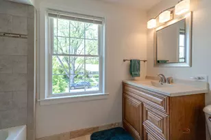 225 Stratford Rd, Des Plaines, IL 60016 - Photo 16