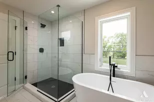 7957 W 73 Pl, Bridgeview, IL 60455 - Photo 22