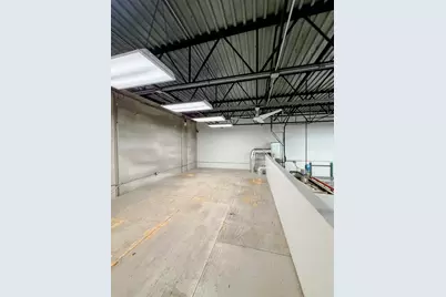 650 Willowbrook Center Parkway #205, Willowbrook, IL 60527 - Photo 4