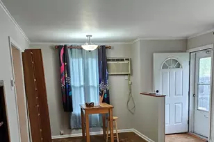 124 Peach St, Park Forest, IL 60466 - Photo 2