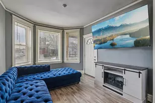 956 N Trumbull Ave, Chicago, IL 60651 - Photo 10