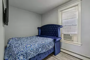 956 N Trumbull Ave, Chicago, IL 60651 - Photo 14
