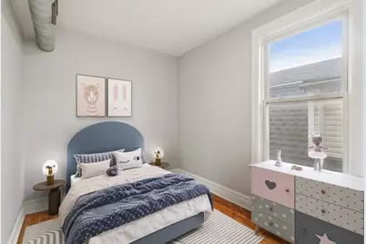 956 N Trumbull Avenue, Chicago, IL 60651 - Photo 8