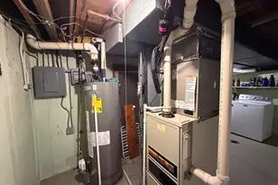 202 Hickory Rd, Oakwood Hills, IL 60013 - Photo 20