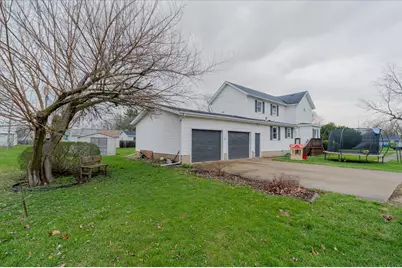 501 NE 3rd Street, Atlanta, IL 61723 - Photo 26