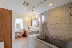 501 NE 3rd St, Atlanta, IL 61723 - Photo 22