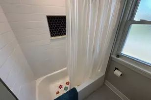 121 N Princeton Ave, Villa Park, IL 60181 - Photo 22