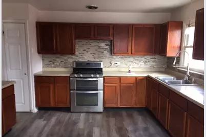 725 E 152nd Street, Phoenix, IL 60426 - Photo 4