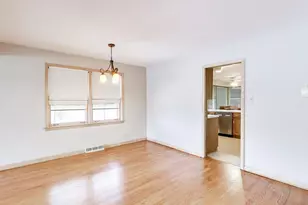 10108 Kilpatrick Ave, Oak Lawn, IL 60453 - Photo 10