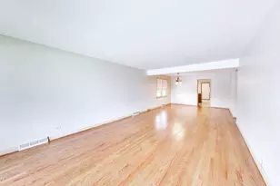 10108 Kilpatrick Ave, Oak Lawn, IL 60453 - Photo 6