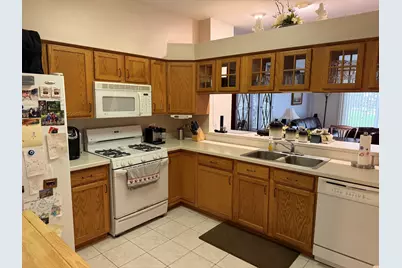 2578 Arcadia Circle, Naperville, IL 60540 - Photo 2