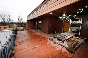 3950 Dundee Rd, Northbrook, IL 60062 - Photo 12