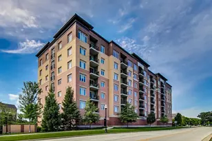 1199 E Port Clinton Rd, Vernon Hills, IL 60061 - Photo 1