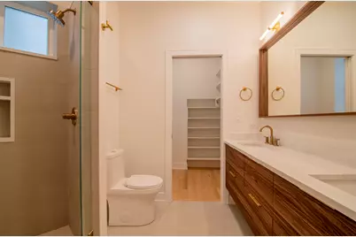 3720 N Racine Avenue #1, Chicago, IL 60613 - Photo 8