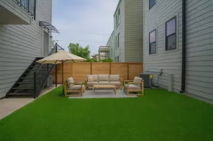 3720 N Racine Ave, Chicago, IL 60613 - Photo 18