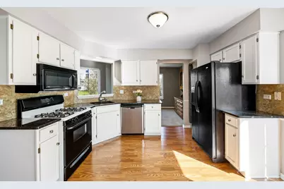 5 Longview Court, South Elgin, IL 60177 - Photo 10