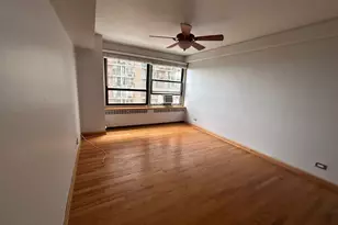 4180 N Marine Dr, Chicago, IL 60613 - Photo 4