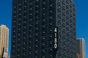 4180 N Marine Dr, Chicago, IL 60613 - Photo 1