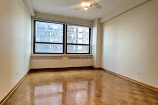 4180 N Marine Dr, Chicago, IL 60613 - Photo 8