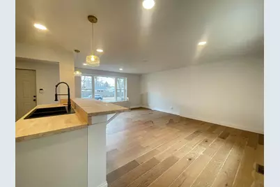 2521 120th Street, Blue Island, IL 60406 - Photo 4