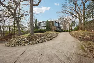 26155 W Laurel Ave, Wauconda, IL 60084 - Photo 2